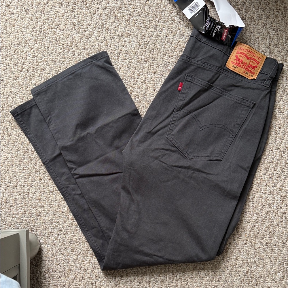 Levi's Men's Dark Gray Chinos